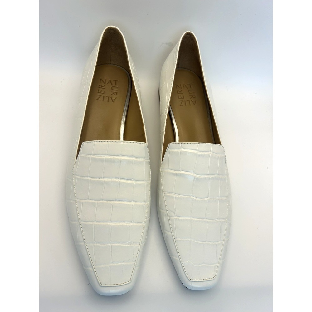 NWOT Naturalizer Croc-Embossed White Loafer Old Money Coastal Size 8